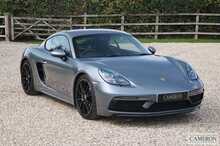 Porsche 4.0 GTS Coupe 2dr Petrol PDK Euro 6 (s/s) (400 ps)
