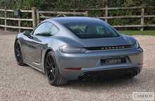 Porsche 4.0 GTS Coupe 2dr Petrol PDK Euro 6 (s/s) (400 ps)