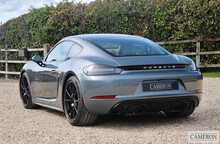 Porsche 4.0 GTS Coupe 2dr Petrol PDK Euro 6 (s/s) (400 ps)