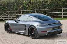 Porsche 4.0 GTS Coupe 2dr Petrol PDK Euro 6 (s/s) (400 ps)