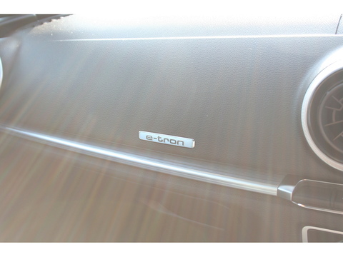 1.4 TFSIe 40 e-tron Sportback 5dr Petrol Plug-in Hybrid S Tronic Euro 6 (s/s) 8.8kWh (204 ps)