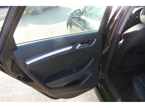 1.4 TFSIe 40 e-tron Sportback 5dr Petrol Plug-in Hybrid S Tronic Euro 6 (s/s) 8.8kWh (204 ps)