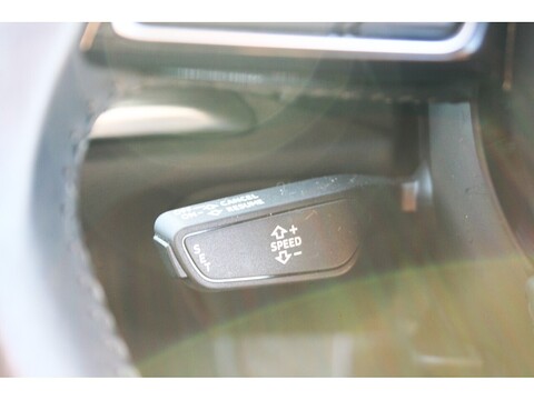 1.4 TFSIe 40 e-tron Sportback 5dr Petrol Plug-in Hybrid S Tronic Euro 6 (s/s) 8.8kWh (204 ps)