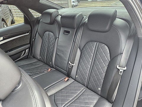 TFSI V8 Saloon 4.0 Automatic Petrol