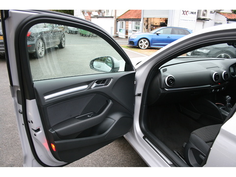 1.4 TFSI CoD Sport Saloon 4dr Petrol S Tronic Euro 6 (s/s) (140 ps)