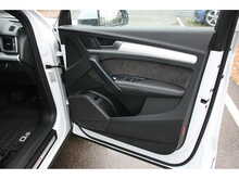 Audi Q5 2.0 TFSIe S line HYBRID Competition