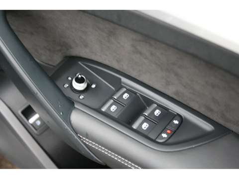 TFSIe S line Competition SUV 2.0 Automatic Petrol Plug-in Hybrid