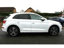 Audi Q5 2.0 TFSIe S line HYBRID Competition