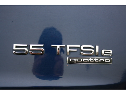 2.0 TFSIe 55 S line Competition SUV 5dr Petrol Plug-in Hybrid S Tronic quattro Euro 6 (s/s) 14.1kWh (367 ps)
