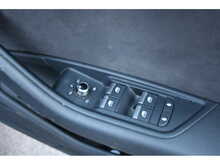 Audi A4 Avant 2.0 TDI S line Estate auto