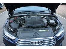 Audi A4 Avant 2.0 TDI S line Estate auto