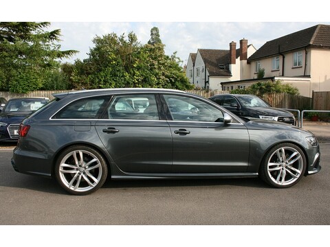 4.0 TFSI V8 Estate 5dr Petrol Tiptronic quattro Euro 6 (s/s) (560 ps)