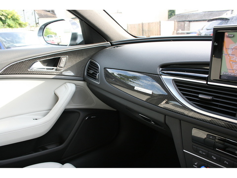 4.0 TFSI V8 Estate 5dr Petrol Tiptronic quattro Euro 6 (s/s) (560 ps)