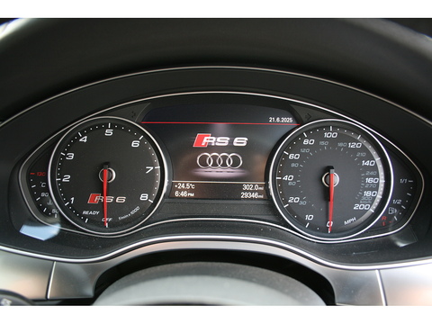 4.0 TFSI V8 Estate 5dr Petrol Tiptronic quattro Euro 6 (s/s) (560 ps)