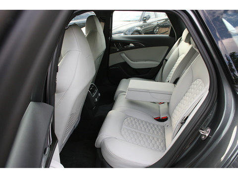 4.0 TFSI V8 Estate 5dr Petrol Tiptronic quattro Euro 6 (s/s) (560 ps)