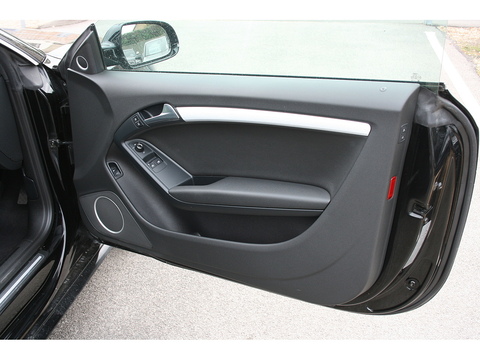 2.0 TFSI S line Special Edition Coupe 2dr Petrol Multitronic Euro 5 (211 ps)