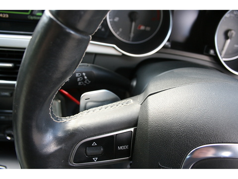 4.2 V8 Quattro 4.2 2dr Coupe Automatic Petrol