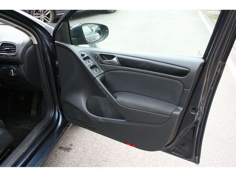 1.6 TDI SE Hatchback 5dr Diesel Manual Euro 5 (105 ps)