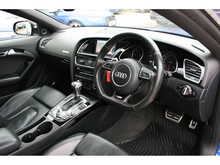 Audi A5 3.0 TDI V6 Coupe Black Edition Plus