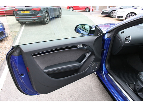 3.0 TDI V6 Black Edition Plus Coupe 2dr Diesel S Tronic quattro Euro 6 (s/s) (245 ps)