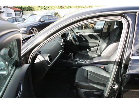 1.4 TFSI e-tron Sportback 5dr Petrol Plug-in Hybrid e-S Tronic Euro 6 8.8kWh (204 ps)