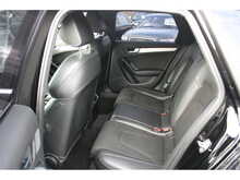 Audi A4 Avant 2.0 TFSI S line