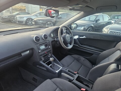 1.8 TFSI Sport Hatchback 3dr Petrol S Tronic Euro 5 (160 ps)