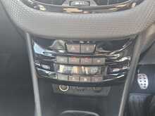 Peugeot 2008 1.6 e-HDi Feline