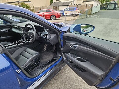 0.0 4dr Saloon Automatic Electric