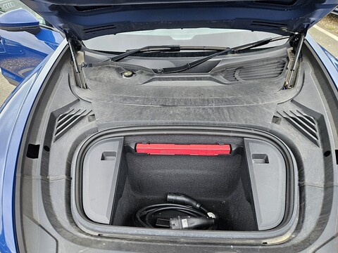 0.0 4dr Saloon Automatic Electric