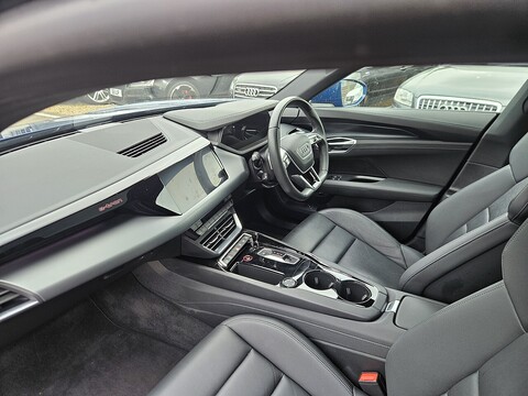 0.0 4dr Saloon Automatic Electric