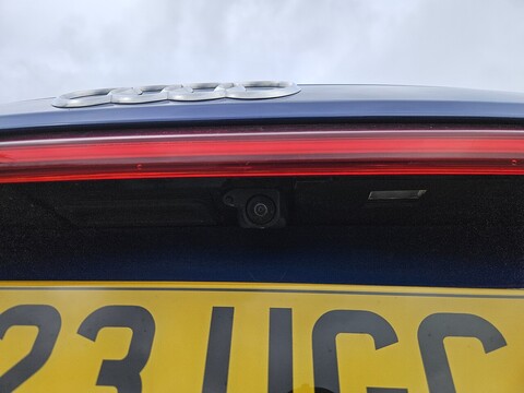 0.0 4dr Saloon Automatic Electric