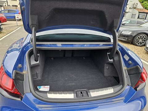 0.0 4dr Saloon Automatic Electric