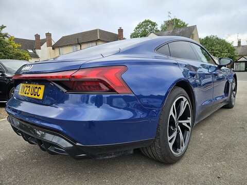 0.0 4dr Saloon Automatic Electric