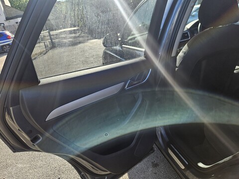 No Standard Specification or Optional Extras.