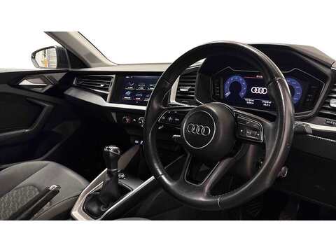 TFSI Sport Hatchback 1.0 Manual Petrol