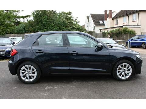 TFSI Sport Hatchback 1.0 Manual Petrol