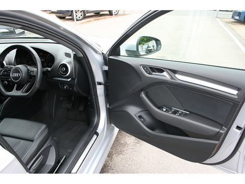 TFSIe e-tron Hatchback 1.4 Automatic Petrol Plug-in Hybrid