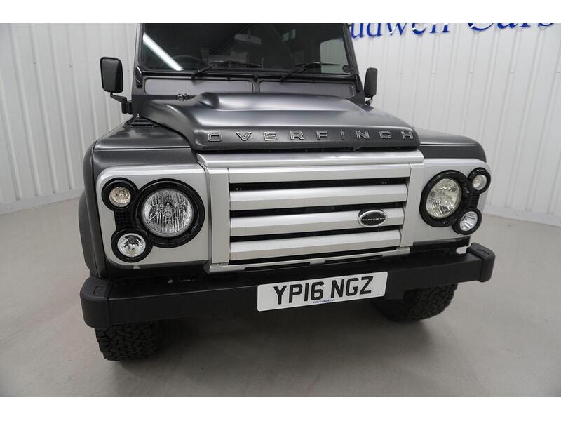 Land Rover Defender 90 Defender 90 2.2 TDCi XS 4WD SWB Euro 5 3dr - U118224