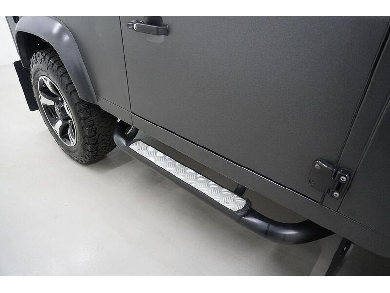 Land Rover Defender 90 Defender 90 2.2 TDCi XS 4WD SWB Euro 5 3dr - U118224