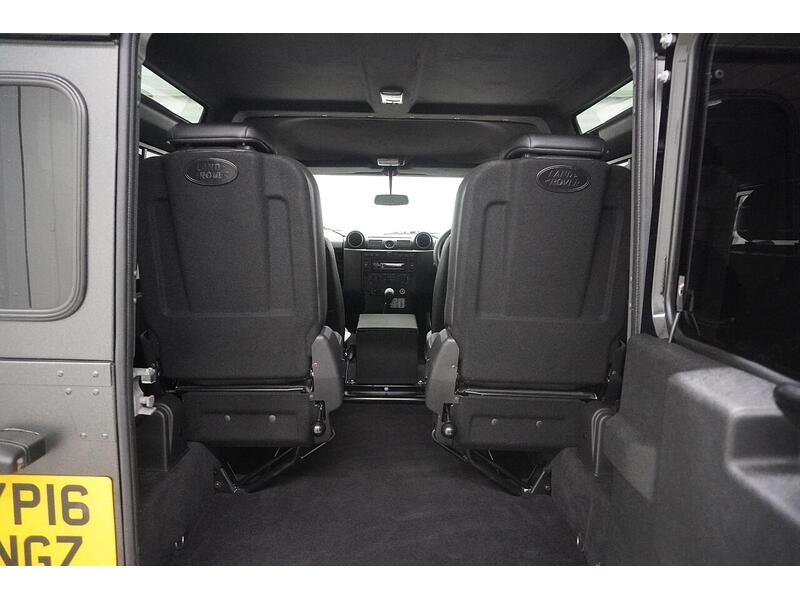 Land Rover Defender 90 Defender 90 2.2 TDCi XS 4WD SWB Euro 5 3dr - U118224