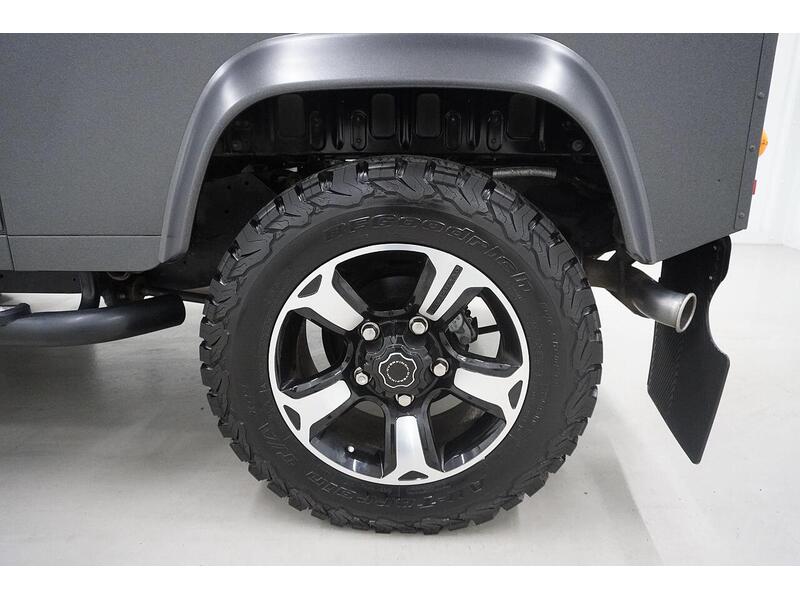 Land Rover Defender 90 Defender 90 2.2 TDCi XS 4WD SWB Euro 5 3dr - U118224