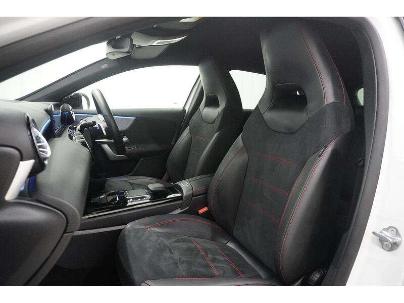 Mercedes-Benz A Class A Class 1.3 A180 AMG Line (Executive) 7G-DCT Euro 6 (s/s) 5dr - U118573