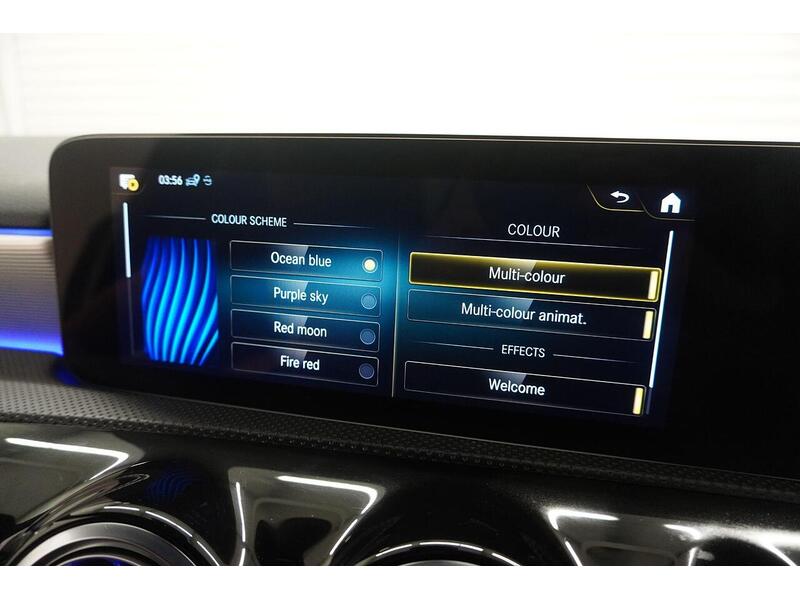Mercedes-Benz A Class A Class 1.3 A180 AMG Line (Executive) 7G-DCT Euro 6 (s/s) 5dr - U118573