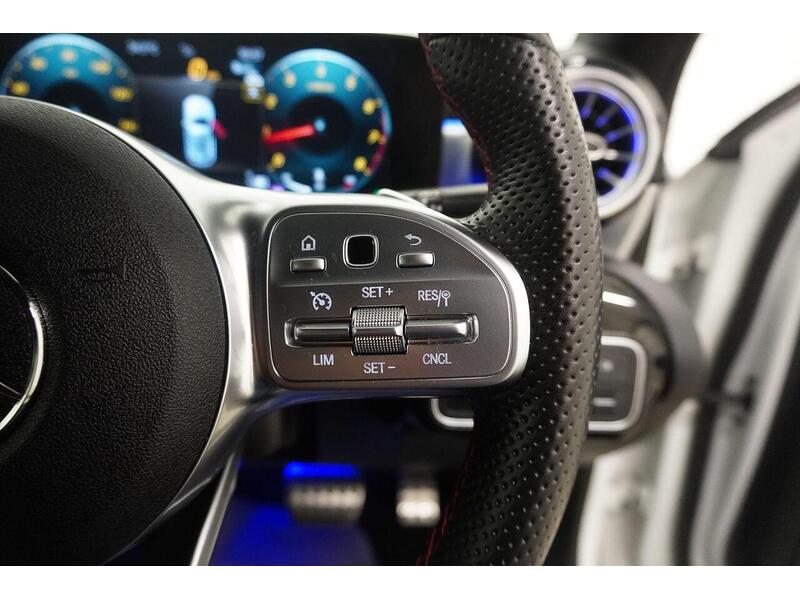 Mercedes-Benz A Class A Class 1.3 A180 AMG Line (Executive) 7G-DCT Euro 6 (s/s) 5dr - U118573