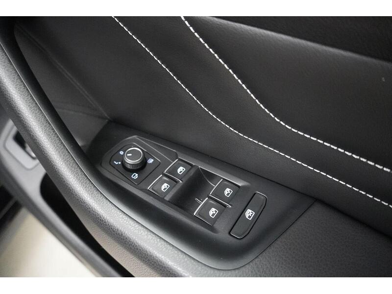 Volkswagen Passat Passat 1.5 TSI EVO R-Line DSG Euro 6 (s/s) 5dr - U118661