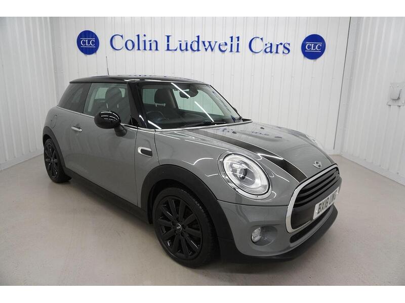 MINI Hatch Hatch 1.5 Cooper Steptronic Euro 6 (s/s) 3dr - U118758