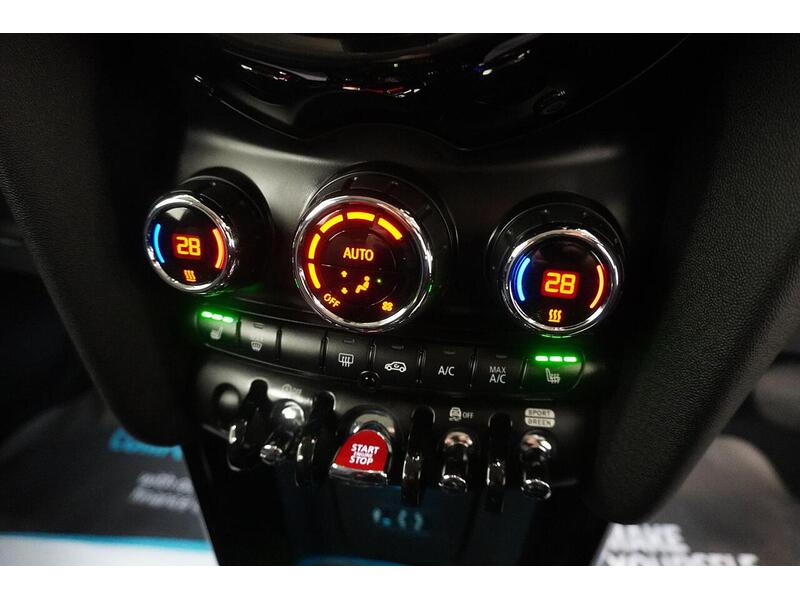 MINI Hatch Hatch 1.5 Cooper Steptronic Euro 6 (s/s) 3dr - U118758