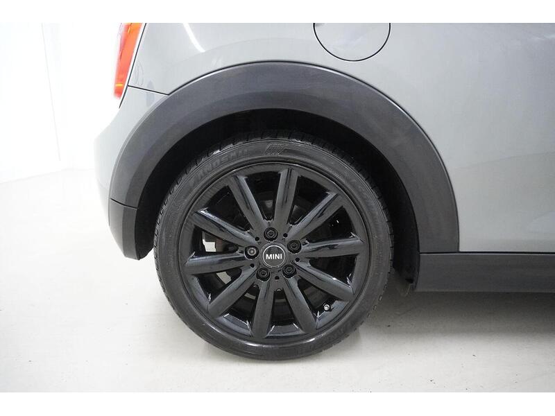MINI Hatch Hatch 1.5 Cooper Steptronic Euro 6 (s/s) 3dr - U118758
