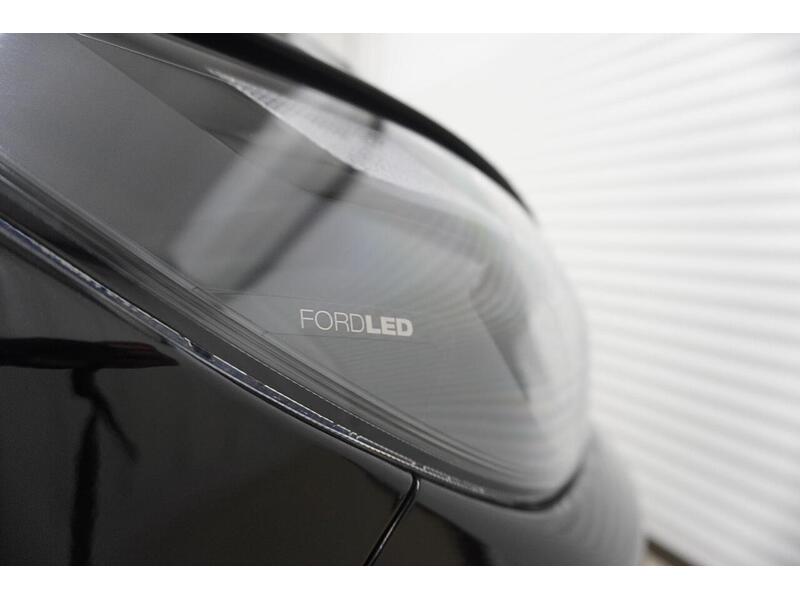Ford Tourneo Custom Tourneo Custom 2.0 320 EcoBlue Titanium Luxe Auto L2 Euro 6 (s/s) 5dr - U118761